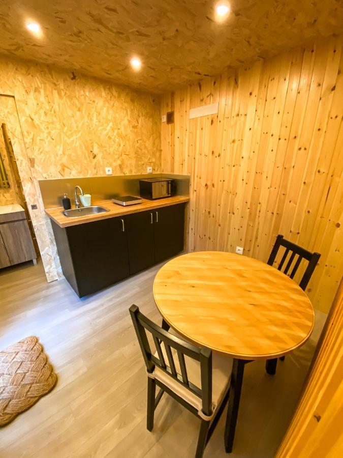Bungalow Pichoses Geres Camping Rio Caldo Eksteriør billede