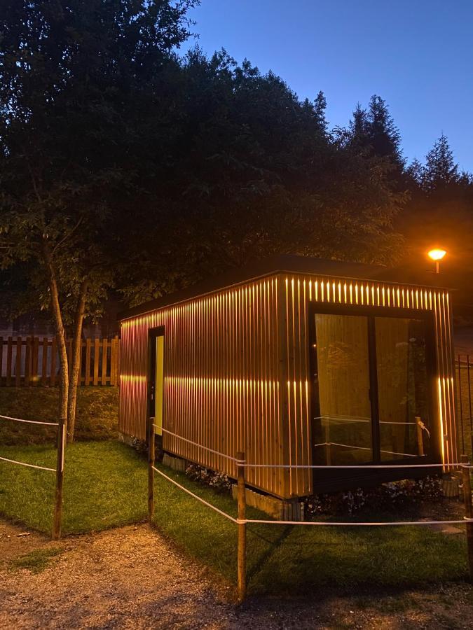 Bungalow Pichoses Geres Camping Rio Caldo Eksteriør billede